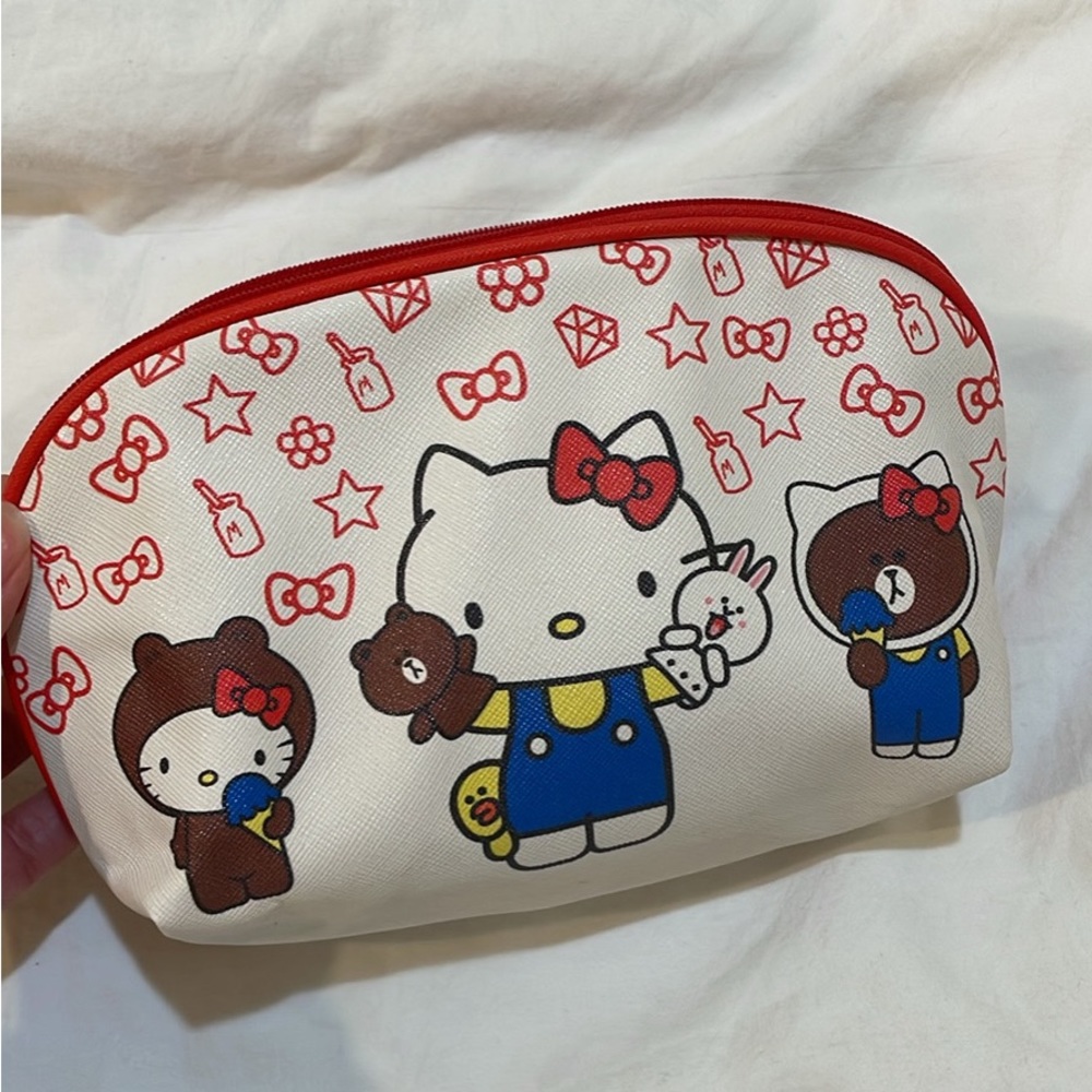 Hello kitty pouch
